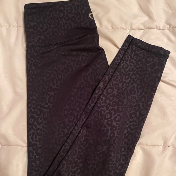 Zyia black leopard high rise light n tight - Picture 2 of 3